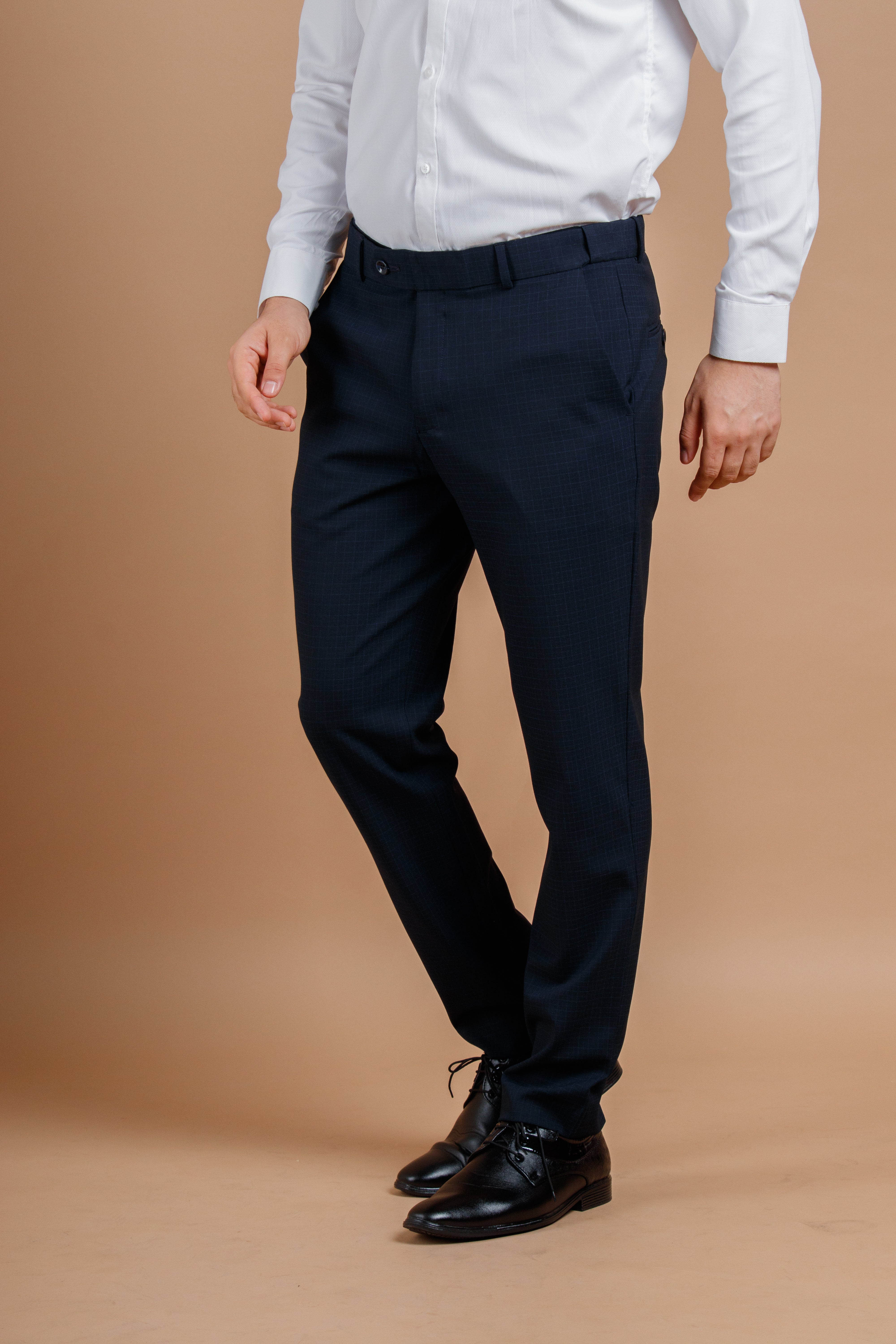 10+ Greatest Pant And Shirt Mixture For Males